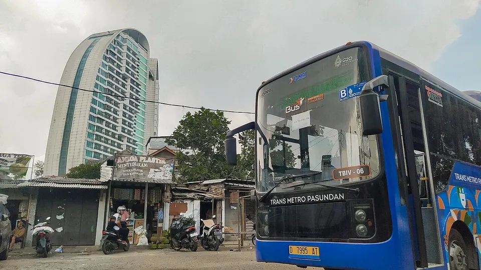 INKA E-Inobus at Dago Bus Terminal, Maj Hotel in the Background — West Java, Indonesia