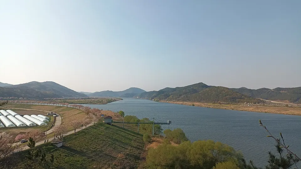 Lake surrounded by hills — South Gyeongsang, South Korea