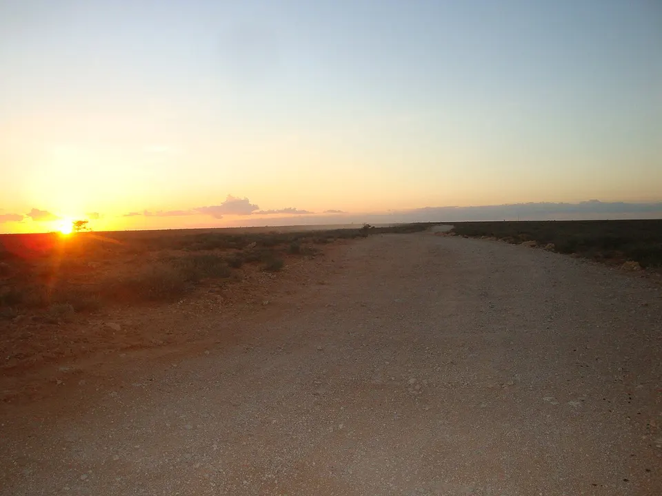 Road between Jariban ^ Garacad - panoramio — Mudug, Somalia