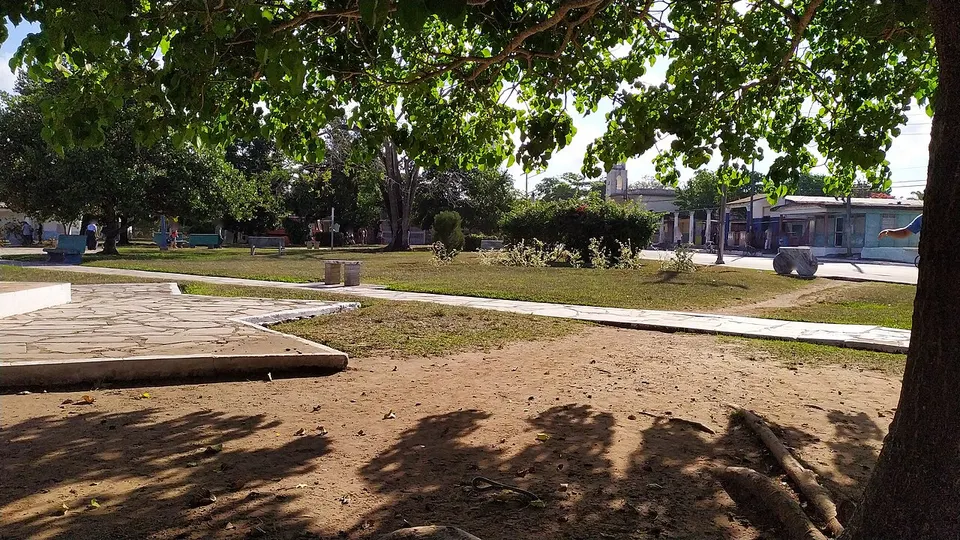 Parque Santa Fe - Mapillary (1448208522182954) — Isle of Youth, Cuba