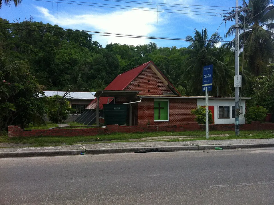 Church (15403479131) — Denigomodu, Nauru