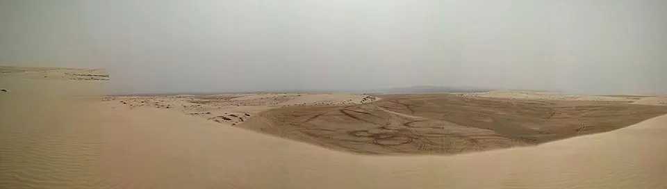 Deafening Silence — Al Shamal, Qatar