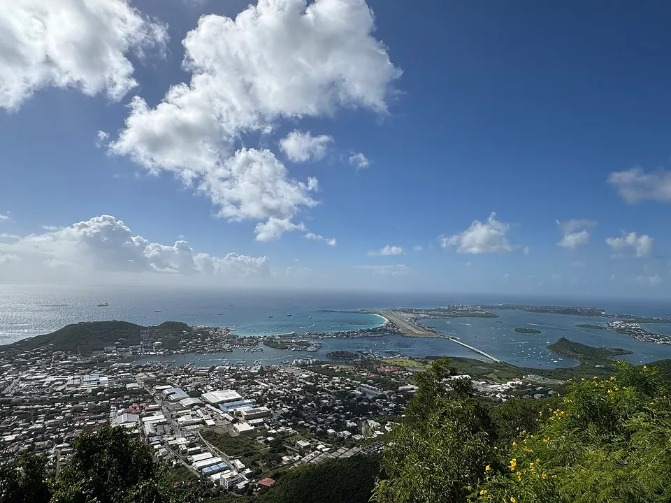 West Sint Maarten — Sint Maarten, Sint Maarten
