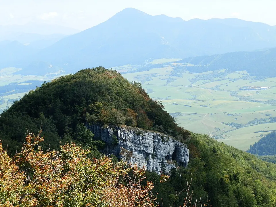 Škutova komora - panoramio — Region of Žilina, Slovakia