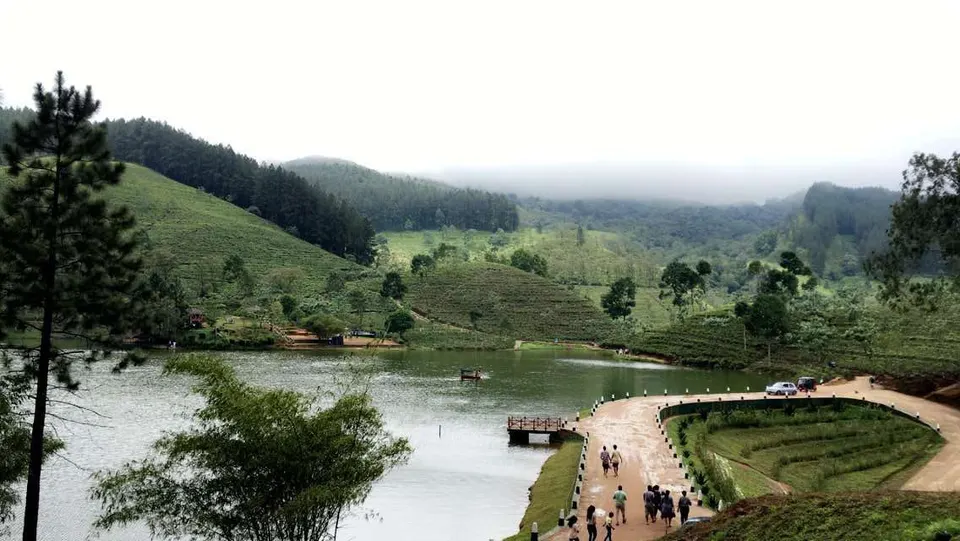 Sembuwatta lake — Central Province, Sri Lanka