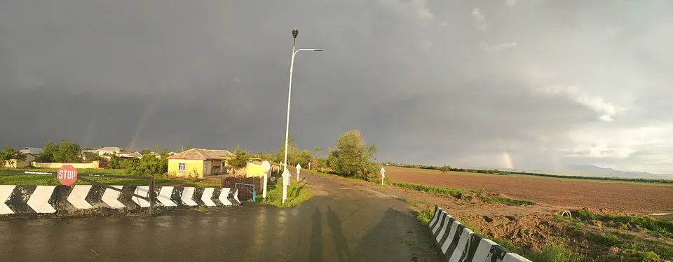Qasnoq qishlogining kirish kochasi — Qashqadaryo Region, Uzbekistan