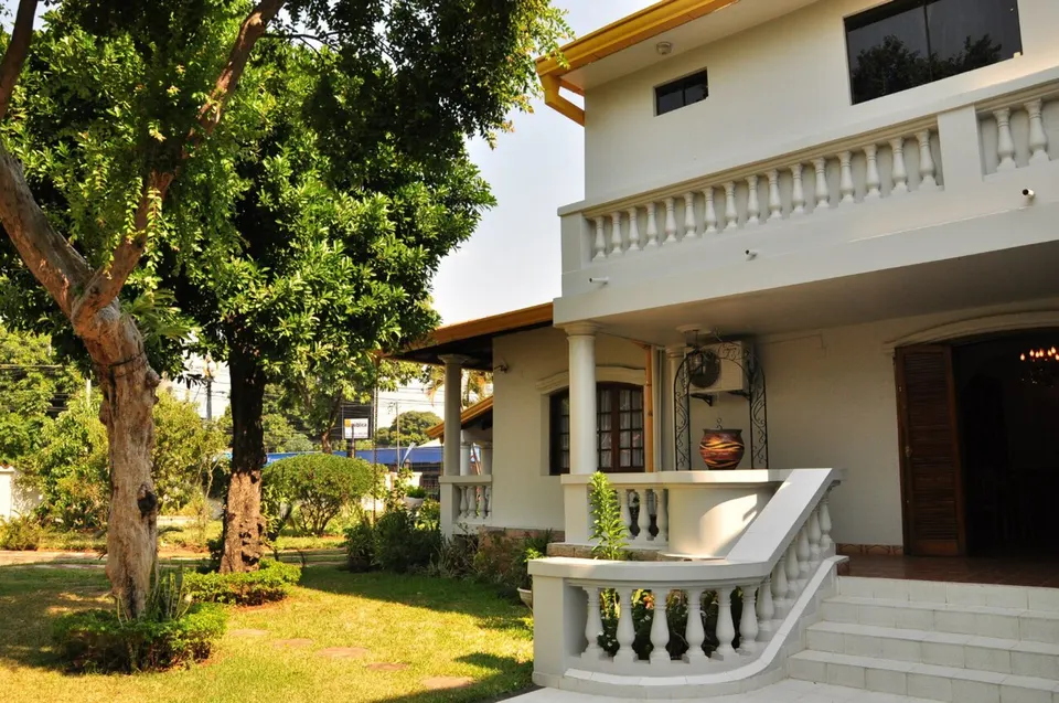 Ross Char Hotel — ASUNCION, Paraguay