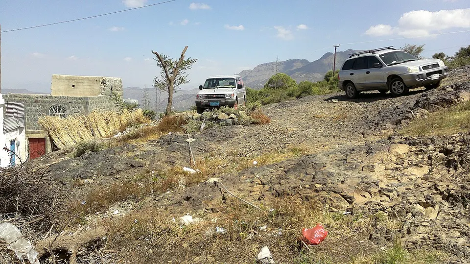 قرية الظهرة - panoramio — Ibb Governorate, Yemen