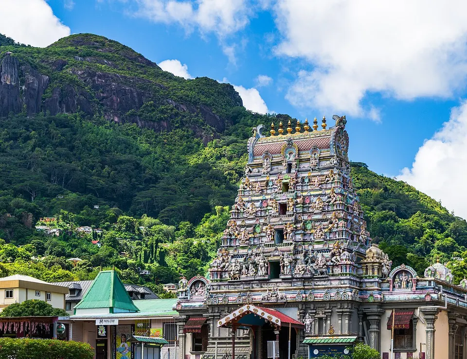 Arul Mihu Navashakti Vinayakar Temple - Victoria - Seychelles - 02 — La Rivière, Seychelles