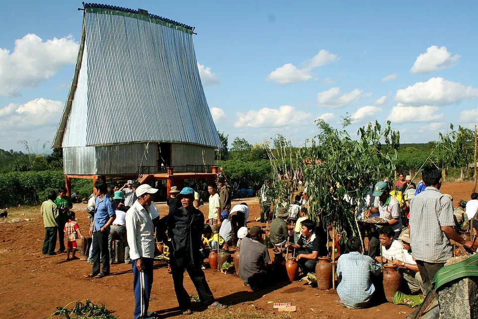 Kontum (6353699527) — Kon Tum, Vietnam