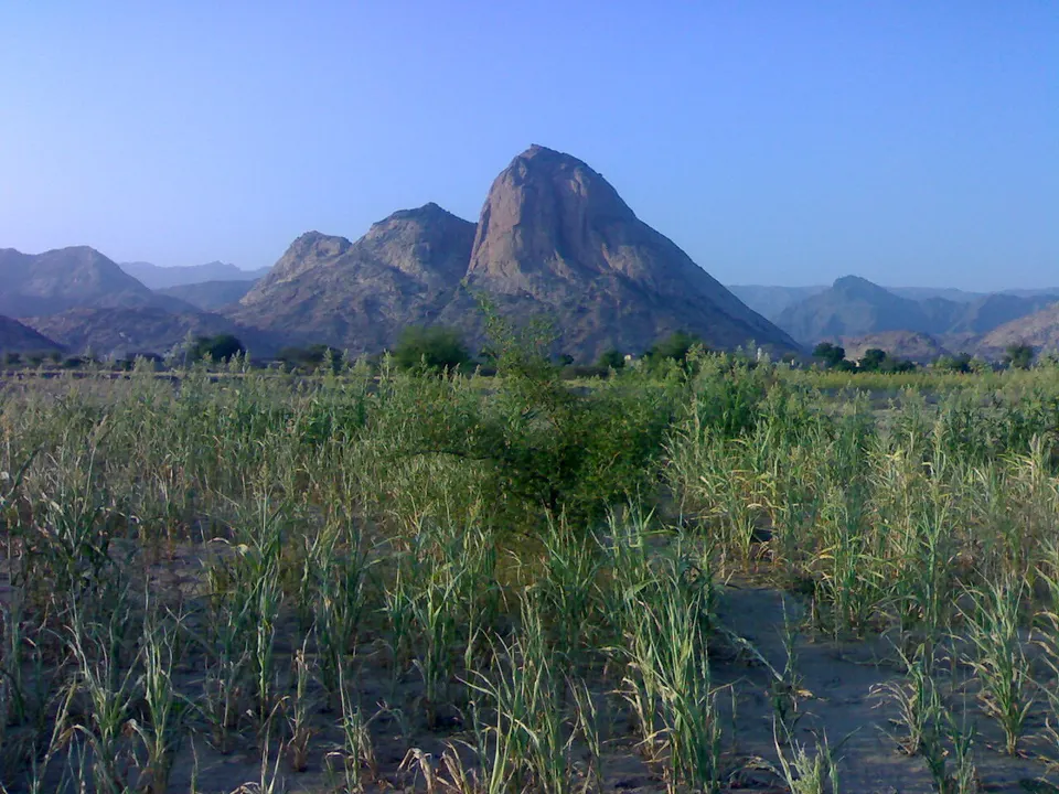 جبل زرب امصعام دثينة - panoramio — Abyan Governorate, Yemen