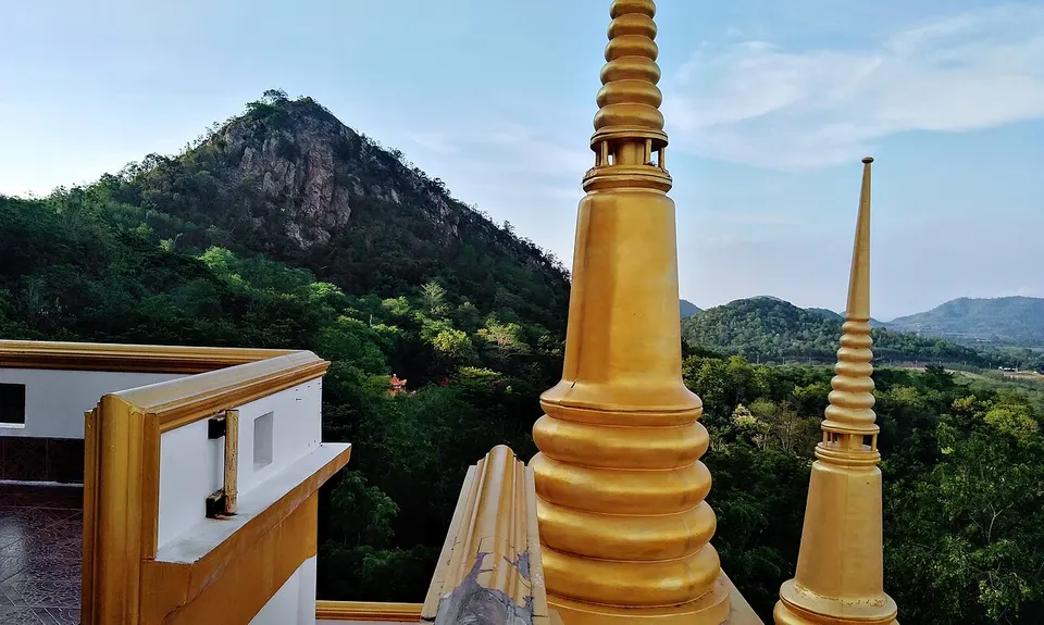 Wat Tham Phrathat Khao Prang View — Lopburi Province, Thailand