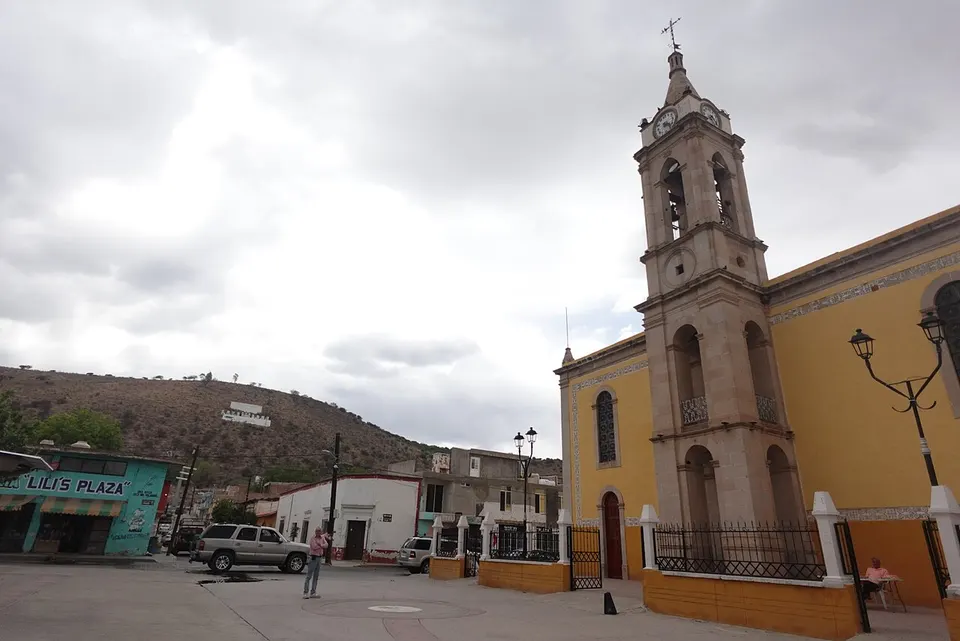 Town square and church — Durango, Mexico