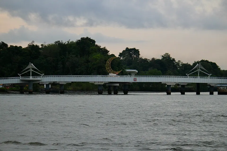 Jubli Emas Moon Bridge — Brunei-Muara, Brunei