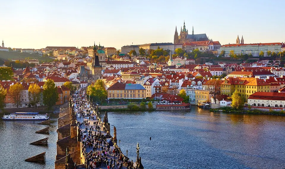 Historic city and river — Hlavní město Praha, Czechia