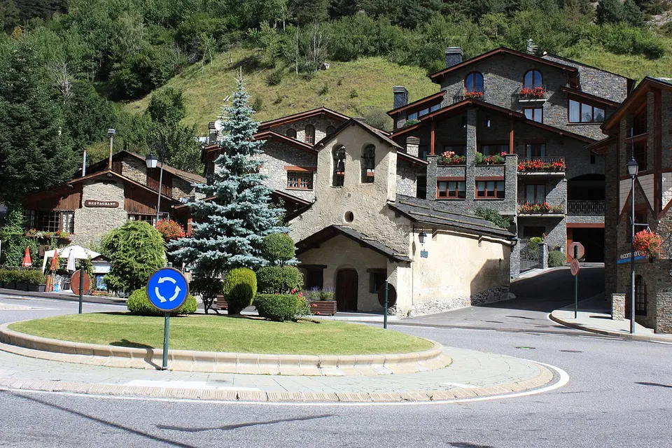 Església de Sant Romà d'Erts 1 — La Massana, Andorra
