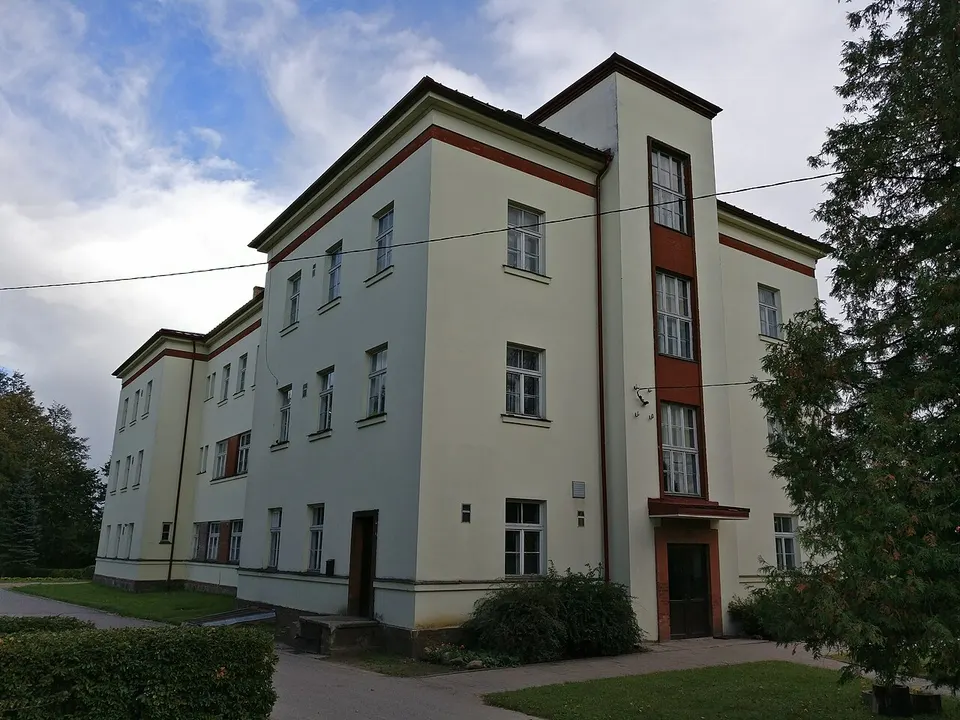 Galgauskas pamatskola (2) — Gulbenes novads, Latvia