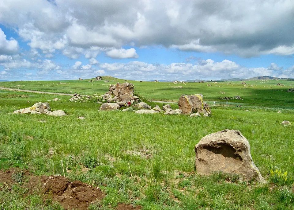 Valley of stones2 - panoramio — Selenge, Mongolia
