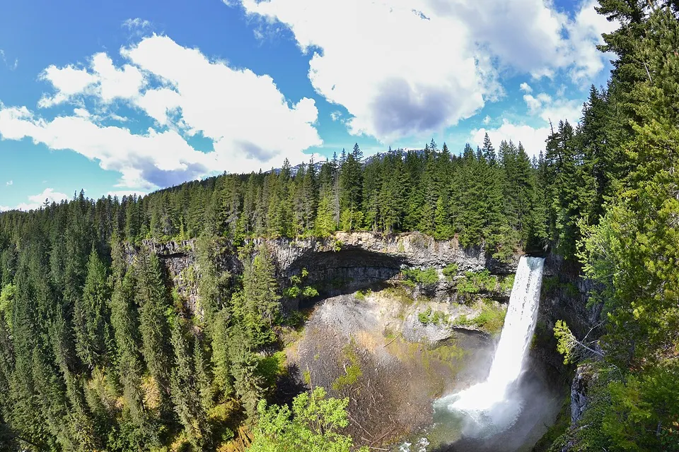 Brandywine Falls — Sea to Sky, Canada