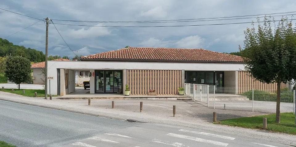 Town hall of Bertre (1) — Tarn, France