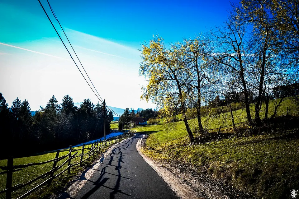 Mountain Street (56753714) — Trentino-Alto Adige, Italy