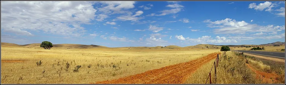 Burra Hills. Peter Neaum. - panoramio — Goyder, Australia
