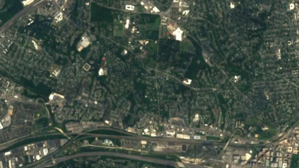 Natural-color satellite photograph of Alexandria (2016 mosaic) — Alexandria, United States