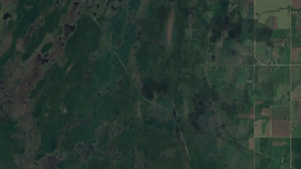 Natural-color satellite photograph of Parklands (2016 mosaic) — Parklands, Canada