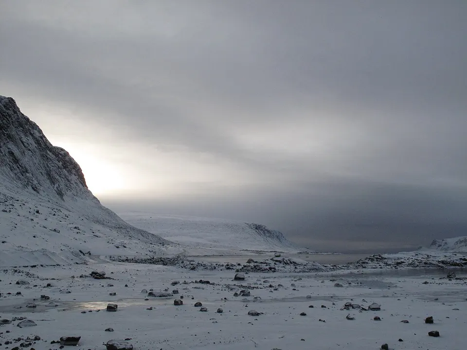 Lonely Nunavut fjord — Nunavut, Canada