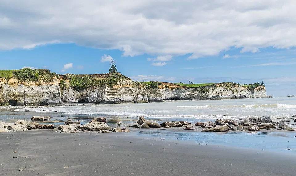 White Cliffs in Pukearuhe — New Plymouth District, New Zealand