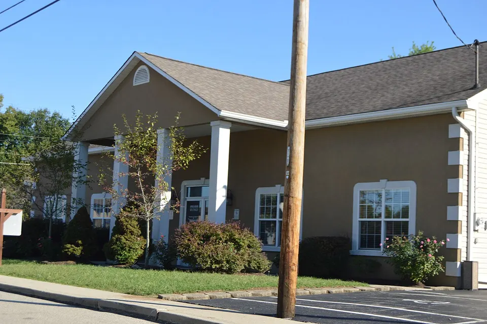 South Lebanon municipal building — Warren, United States