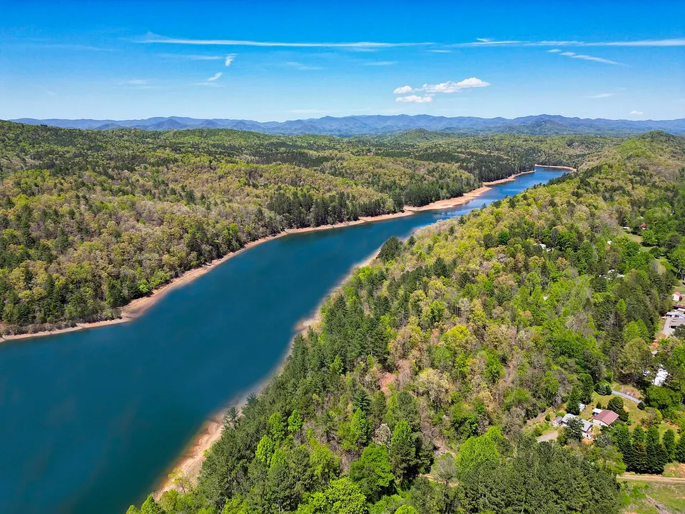 The Nottely River in Cherokee County, North Carolina — Cherokee, United States