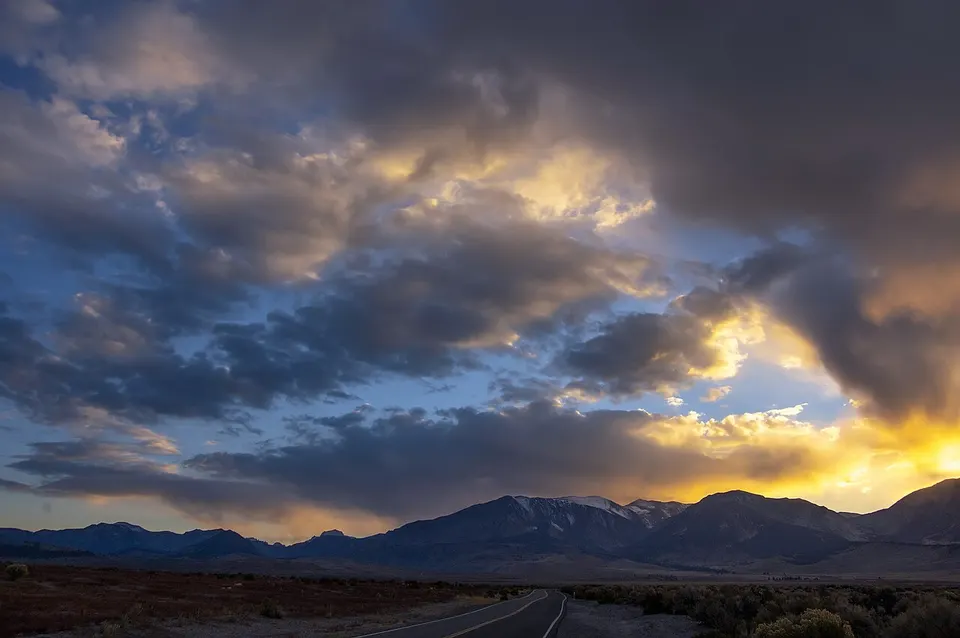 Mono Lake - 47417880272 — Mono, United States