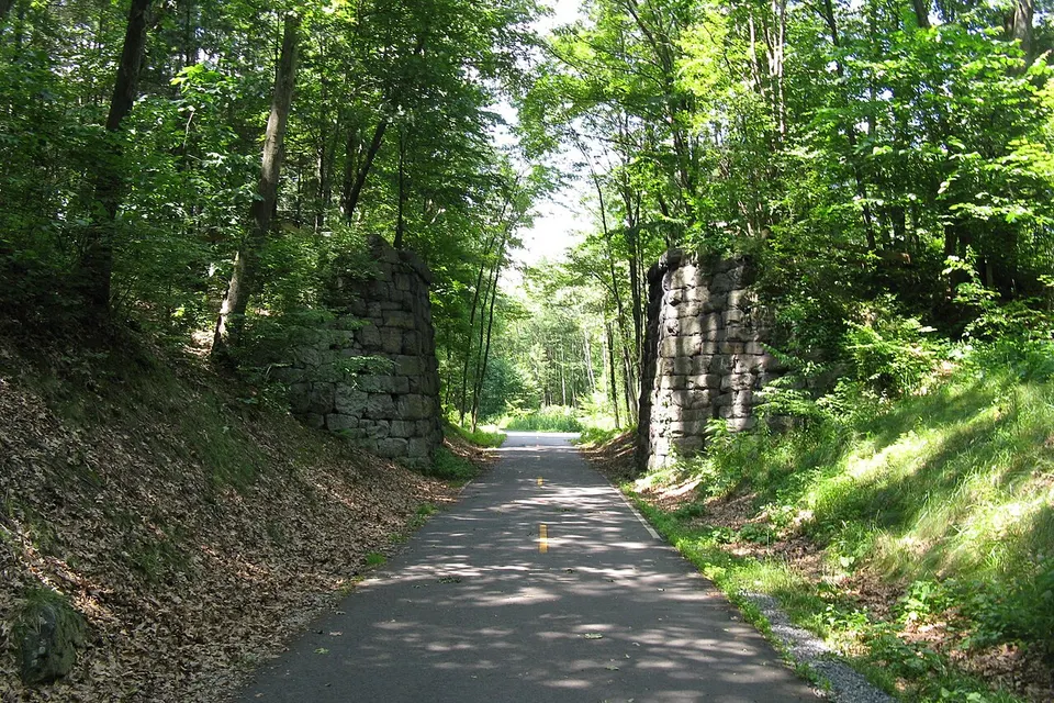 Assabet River Rail Trail south of Washington St, Hudson MA — Middlesex, United States