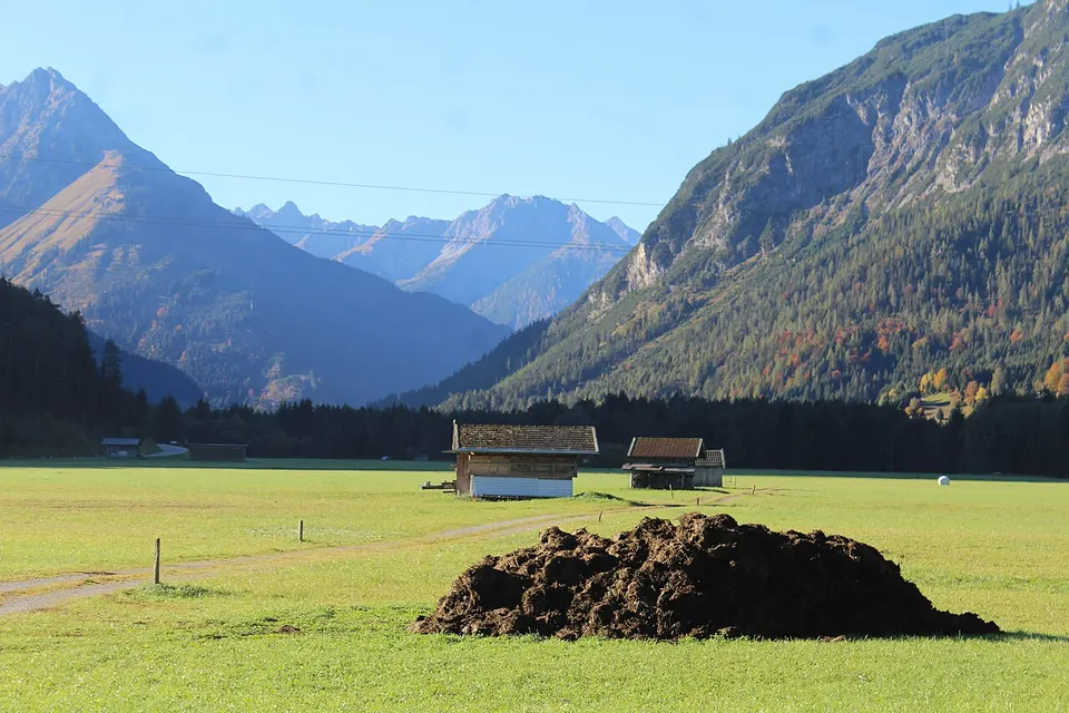 Stanzach, das Lechtal — Reutte, Austria