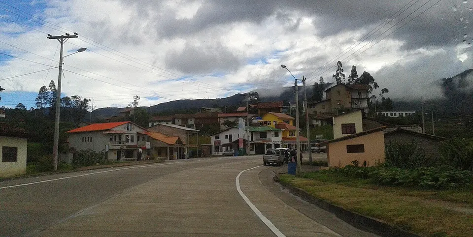 ¿Cómo se llama este lugar - panoramio — Oña, Ecuador