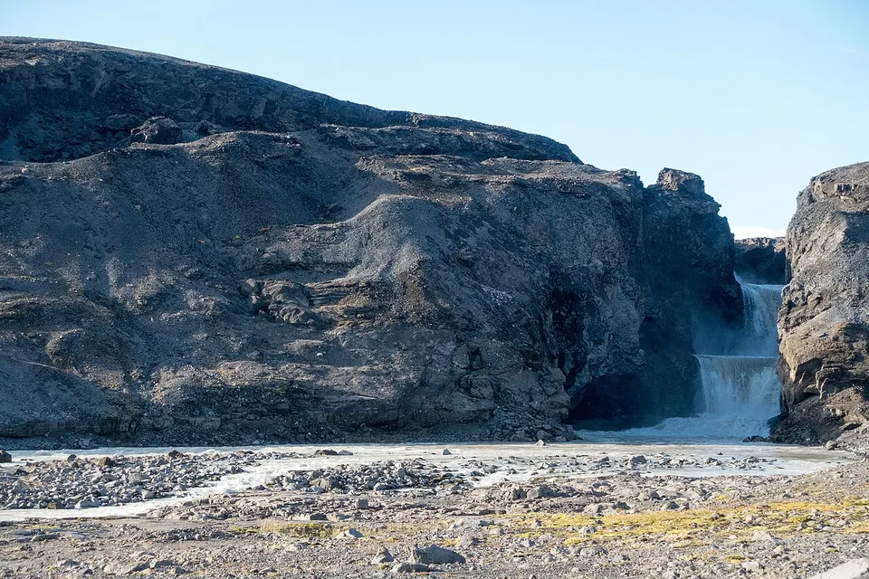 Waterfall Layers (140203951) — Bláskógabyggð, Iceland