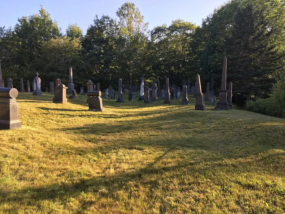 Caledonia Cemetery inside the Salt Springs Park — North Shore / Côte-nord, Canada