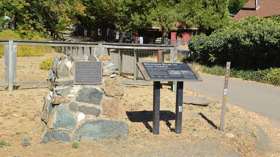 Michigan Bluff CA USA, Last Chance trailhead, Sep-2018 — Placer, United States