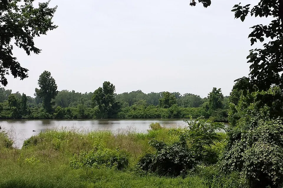 Arkansas River at Van Buren, AR — Crawford, United States