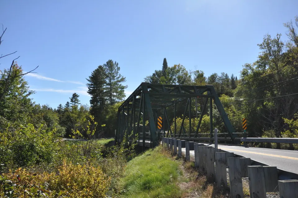 BloomfieldVT Rt102NullheganRiverBridge — Essex, United States