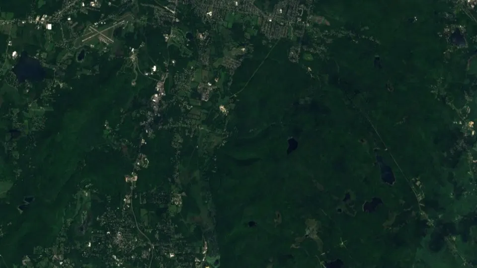Natural-color satellite photograph of Berkshire (2016 mosaic) — Berkshire, United States