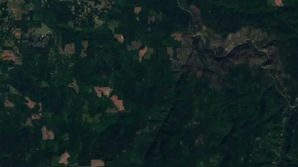 Natural-color satellite photograph of Clackamas (2016 mosaic) — Clackamas, United States