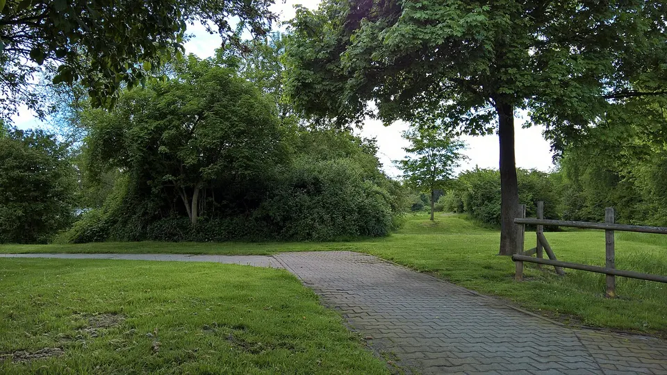 Burgstall Messel 11 — Darmstadt, Germany