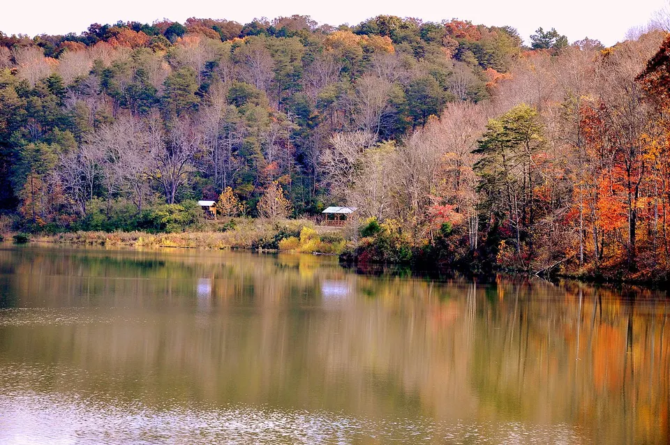 Lake at Dahlonega Georgia - panoramio — Lumpkin, United States