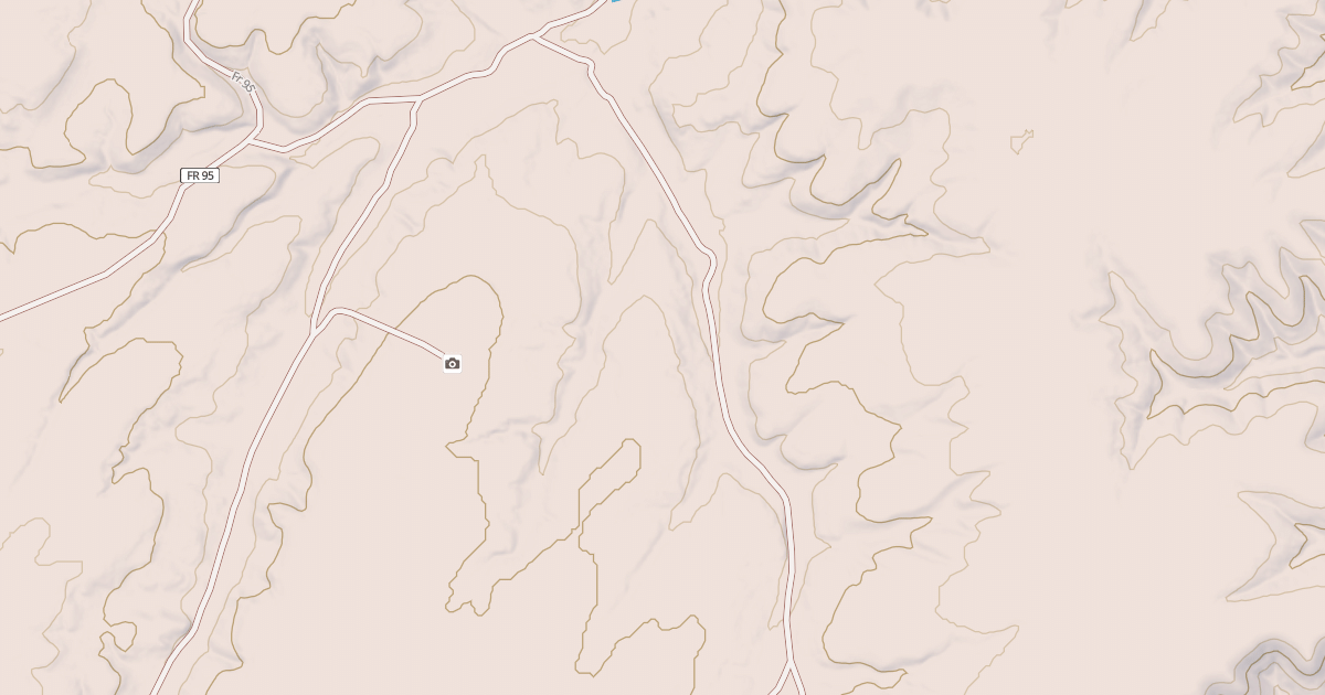 Map preview of USFS National Forest System Roads {569F44F5-E1A2-40FA-9DCD-1142905FED4E}
