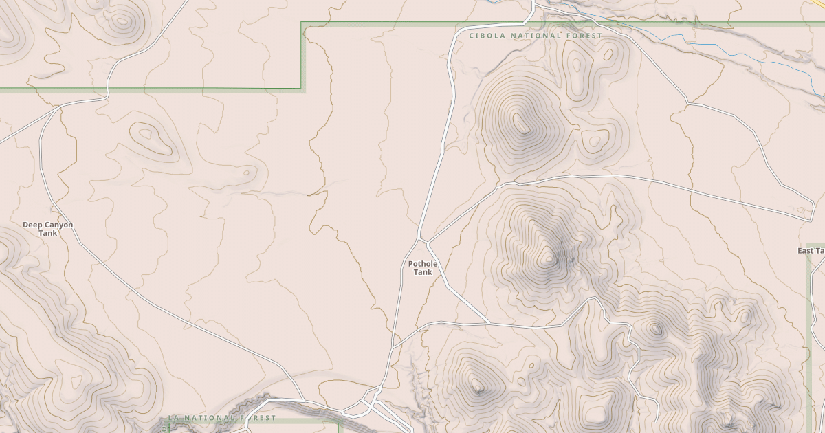 Map preview of USFS Motor Vehicle Use Map Roads {B5491249-97DB-418E-8EA3-60EF17B849F2}