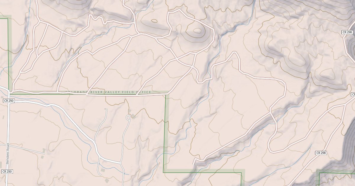 Map preview of BLM National GTLF Public Motorized Roads 82e256b5-ae47-41d2-b696-30075d92c1f4