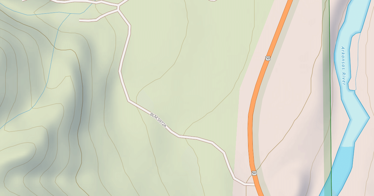 Map preview of BLM National GTLF Public Motorized Roads 1cfeaff1-4c6f-45af-b771-ee40b2c66ef1
