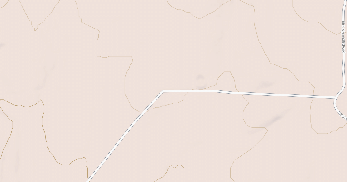 Map preview of USFS Motor Vehicle Use Map Roads {1F8E405B-4BB8-4759-ACB1-EFD19A9A333F}